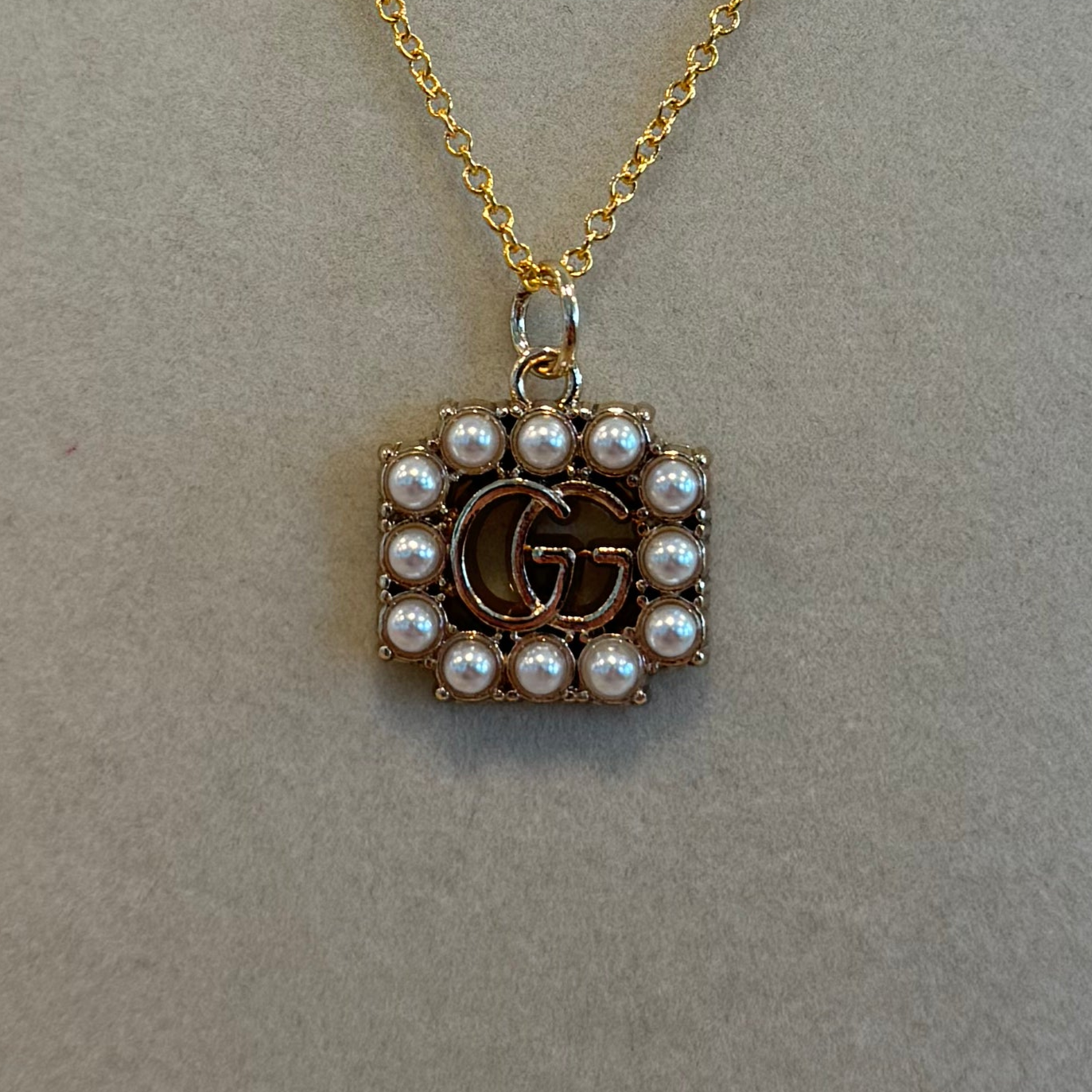 GG Pearls Gold Necklace